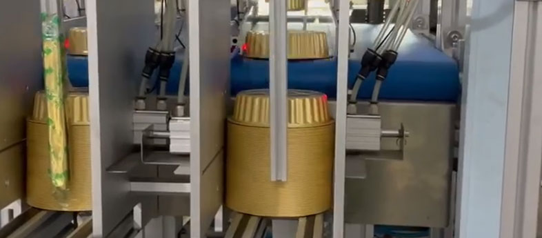 round-gold-foil-pan
